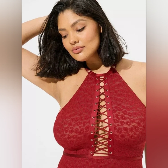 Torrid Curve Animal Lace-up Halter Bodysuit Rhubarb Red 3x New - Picture 3 of 10